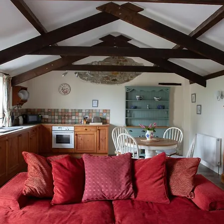 Holiday home Honeysuckle Bude